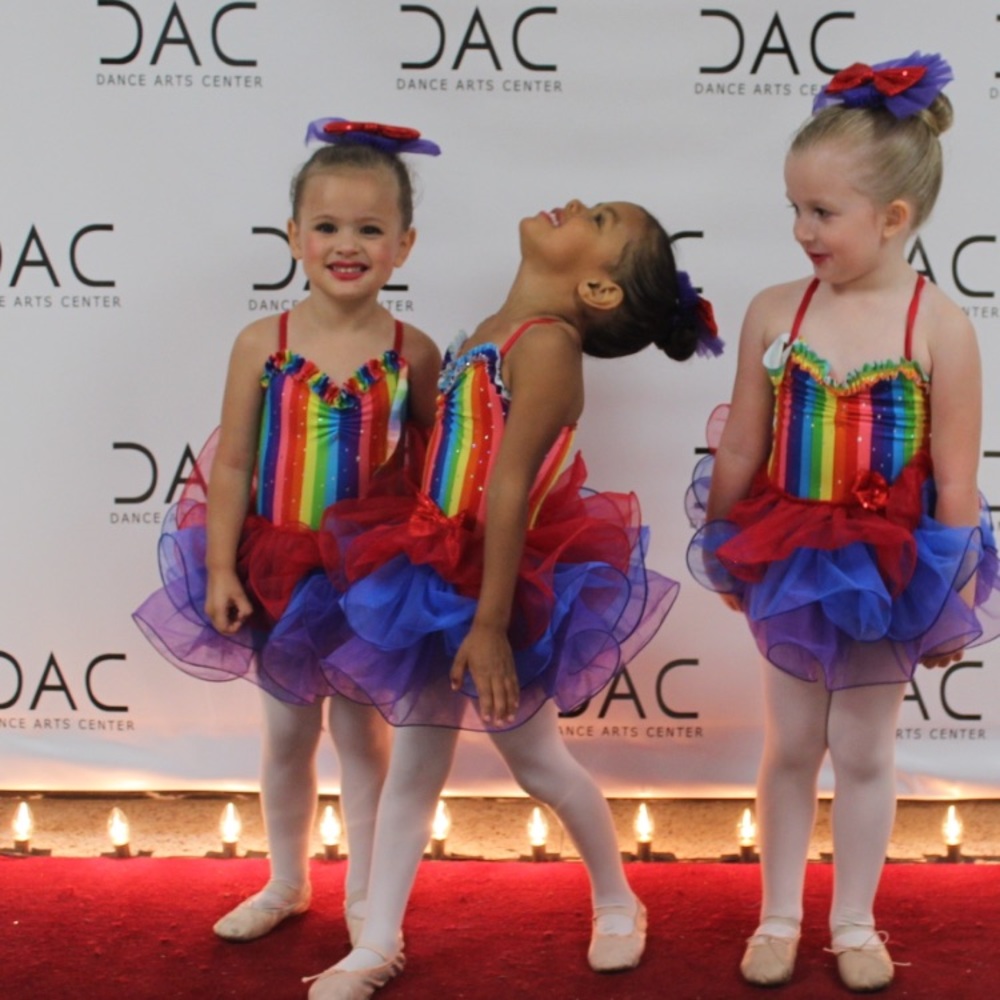 Girls rainbow costume tutu size 4/5T